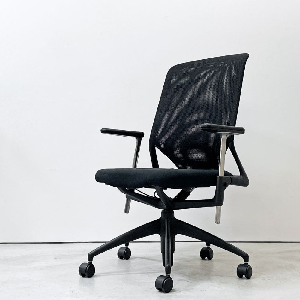 ヴィトラ vitra メダ2チェア MEDAⅡ オフィスチェア デスクチェア 昇降機能 リクライニングロック ブラック アルベルト・メダ 現状品 ●