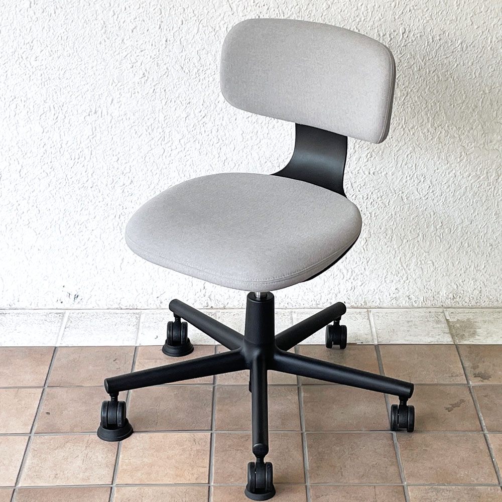 ヴィトラ vitra ルーキー Rookie デスクチェア キャスターチェア コンスタンチン・グルチッチ グレー系ファブリッック 定価￥78,100- ◇