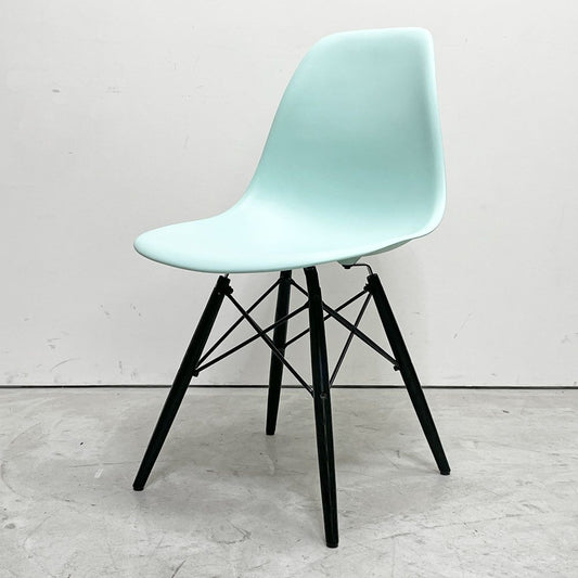 ハーマンミラー HermanMiller サイドシェルチェア ドゥエルレッグ DSW アクアスカイ × エボニー ポリプロピレン製 イームズ ミッドセンチュリー C ●