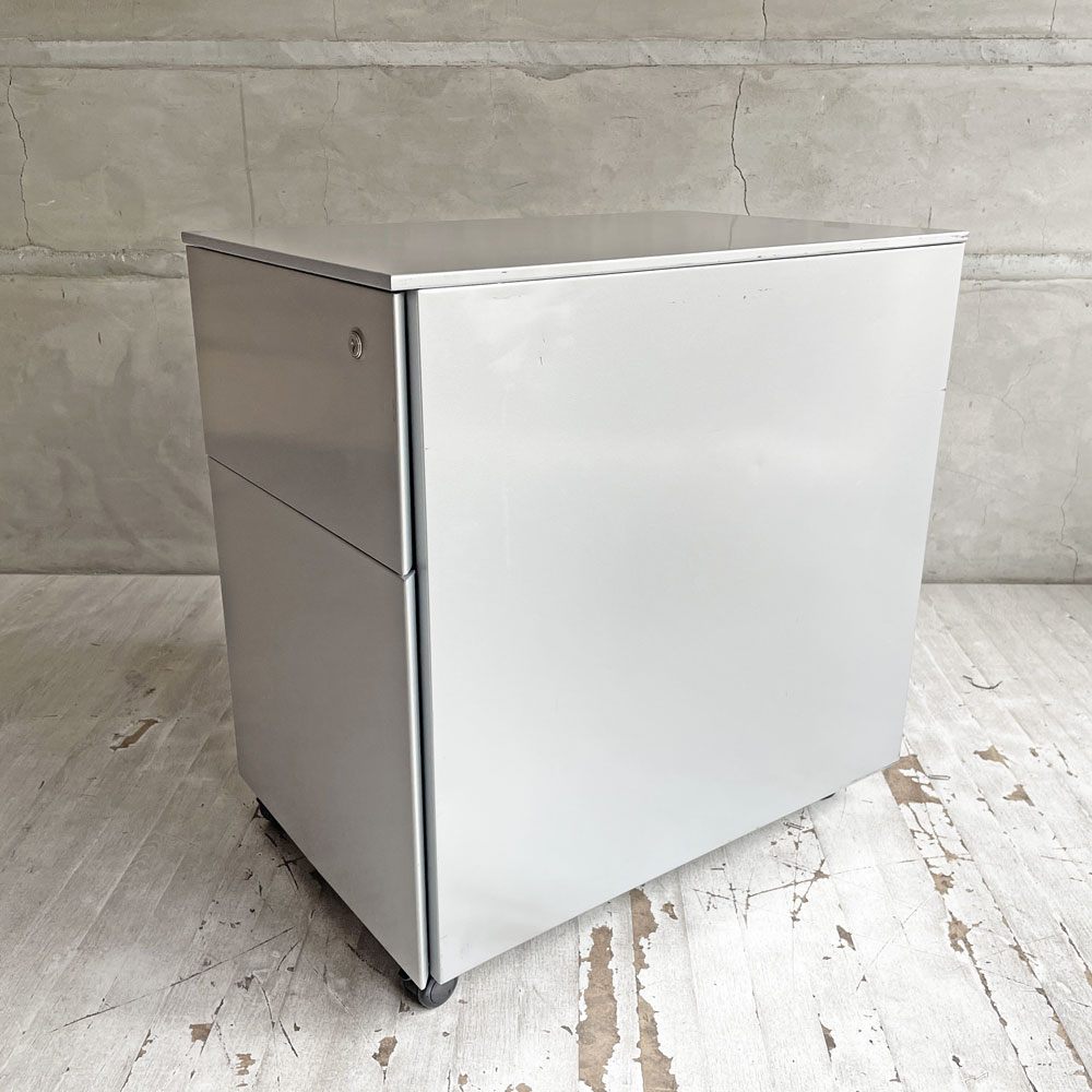 カッシーナ Cassina ixc. AFドロワー AF DRAWER デスクキャビネット ワゴン 鍵付き トレー付属 キャスターロック機能付き イタリア ミニマルデザイン A ♪