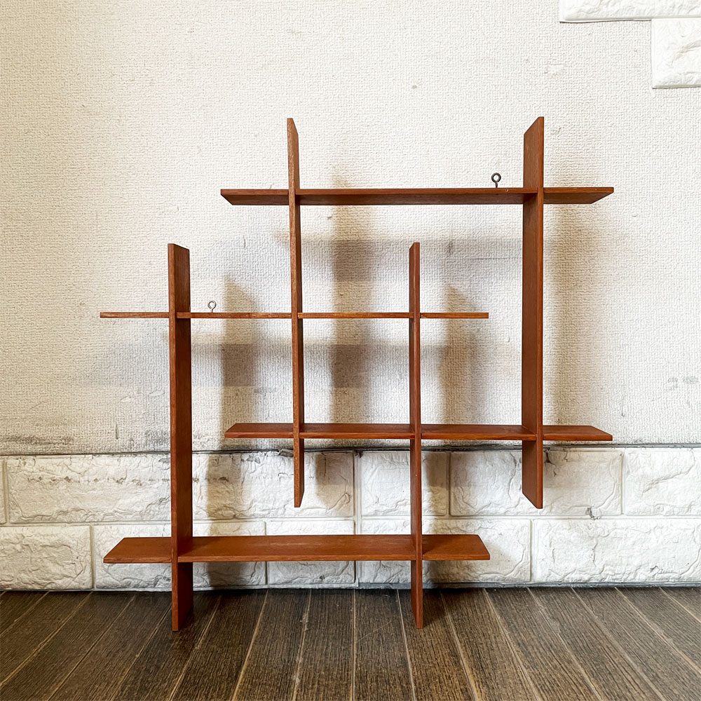 スウェーデンビンテージ Swedish Vintage チーク材 ウォールクロスシェルフ ディスプレイラック 壁掛け 51×51cm ミッドセンチュリー 北欧家具 ◎