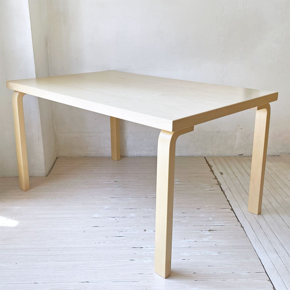 アルテック artek TABLE 82B ダイニングテーブル バーチ材 ラッカー W135×D85 アルヴァ・アアルト 北欧 デンマーク 定価￥261,800- ★