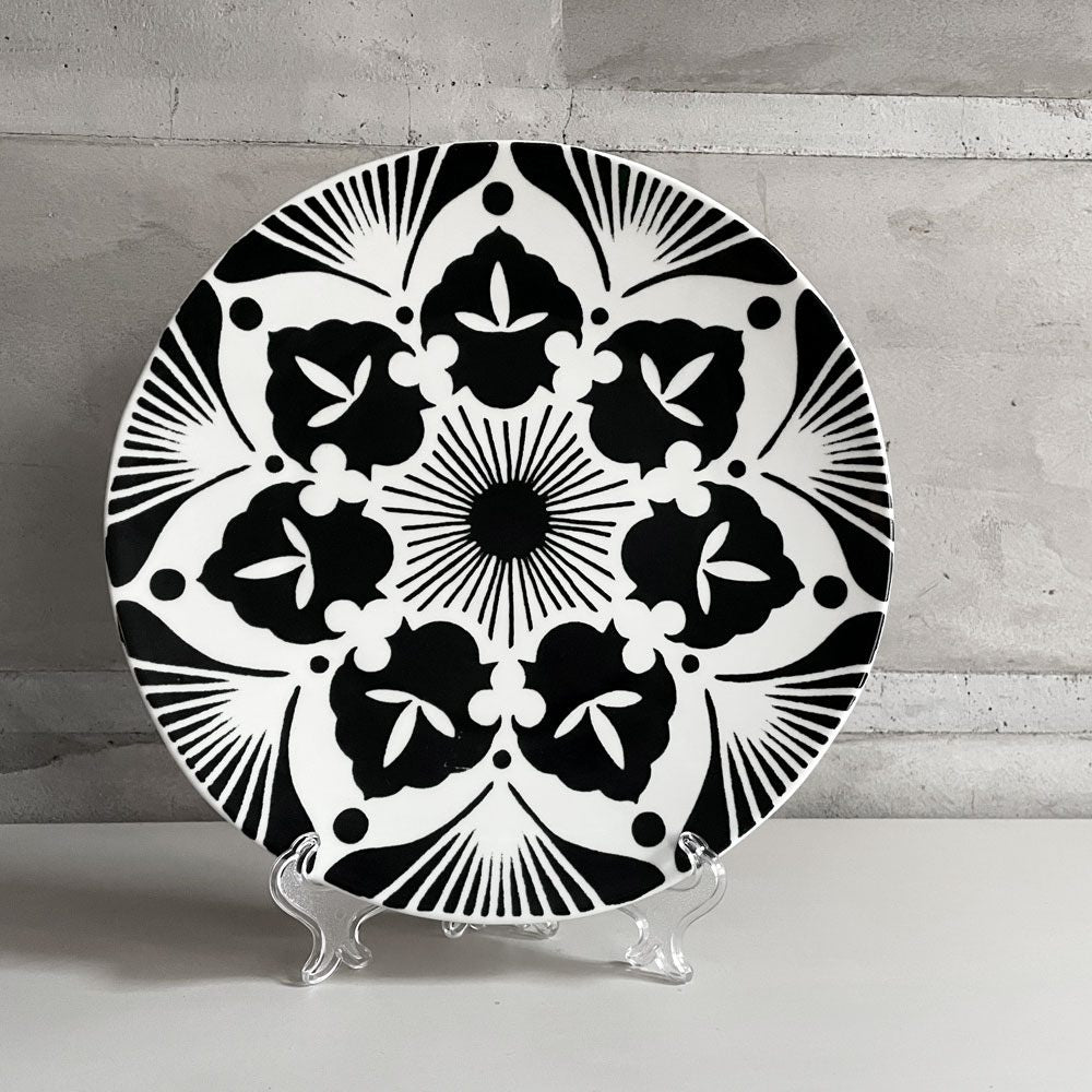 ツェツェアソシエ Tse＆Tse associees お腹ペコペコのお皿たち  les affamés ナヴォイ 大皿プレート ウズベキスタン模様 ブラック フランス パリ 廃番 ♪