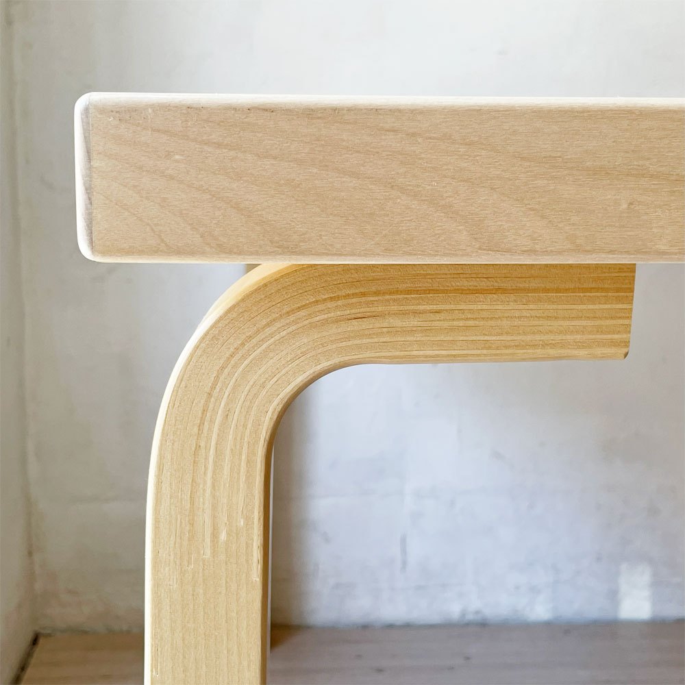 アルテック artek TABLE 82B ダイニングテーブル バーチ材 ラッカー W135×D85 アルヴァ・アアルト 北欧 デンマーク 定価￥261,800- ★
