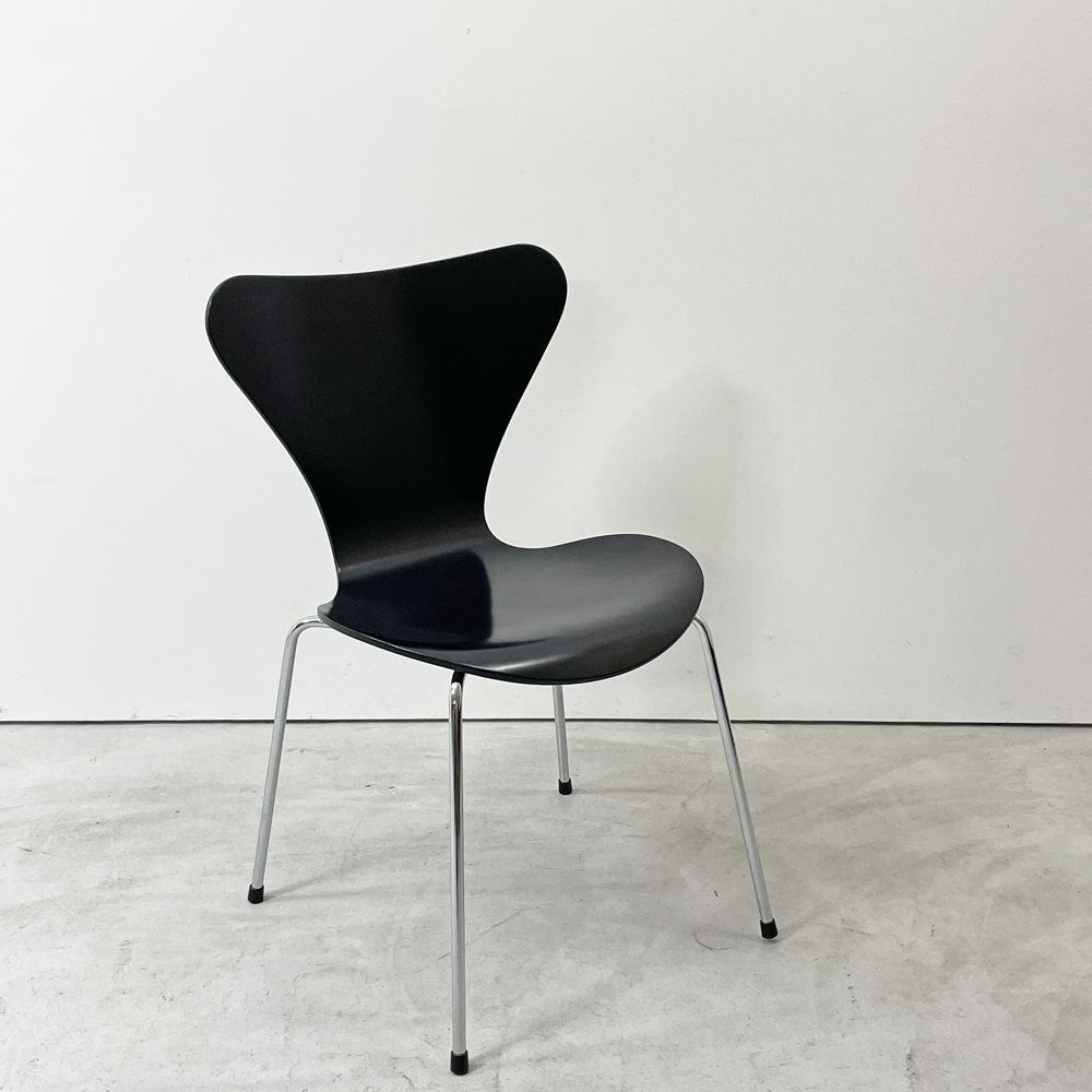 フリッツハンセン Fritz Hansen 3107 セブンチェア ダイニングチェア スタッキングチェア ブラック ラッカー再塗装 アルネ・ヤコブセン デンマーク 北欧家具 ●