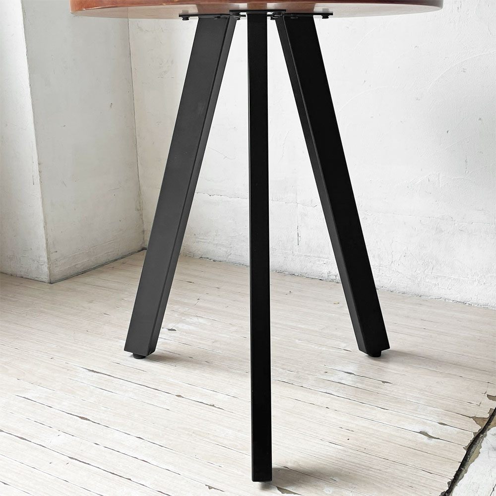 かなでもの KANADEMONO ザ・カフェテーブル THE CAFE TABLE Black Steel 3pin ラウンド ラバーウッド天板 スチール Φ60cm ★