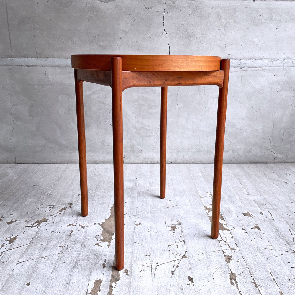 ランドスケーププロダクツ Landscape Products トレイテーブル Tray Table midサイズ まる工芸 桜材 メラミン天板 シェーカートレイ ♪