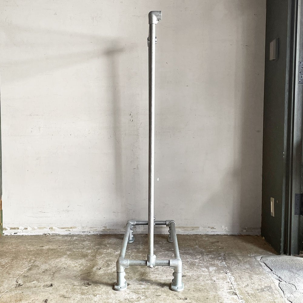 キークランプ KeeKlamp 単管パイプ ガス管 ハンガーラック パイプ H135.5cm インダストリアルデザイン 店舗什器 ■