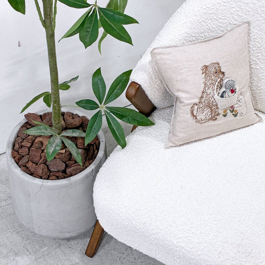 ザラホーム ZARA HOME アップホルスタード ブークレアームチェア ファブリック ホワイト 木製フレーム モダンデザイン ナチュラルモダン 廃番 ●
