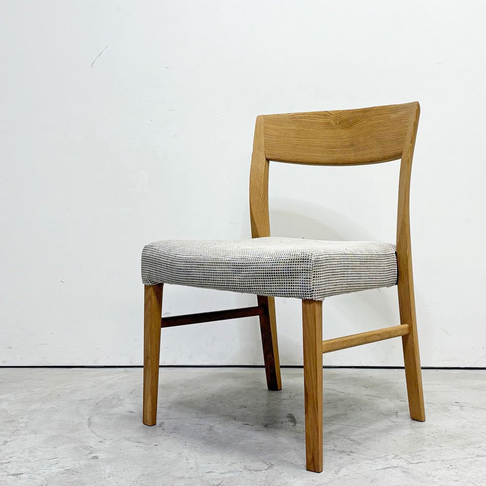 カリモク karimoku ダイニングチェア CU61シリーズ 食堂椅子 オーク材 布張り ファブリック グレー系 ナチュラル B ●