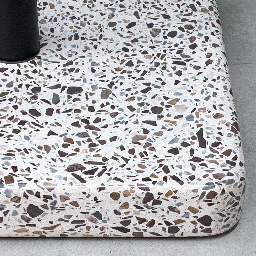 ヘイ HAY テラゾーテーブル TERRAZZO TABLE ラウンド Φ70cm ダニエル エノクソン 北欧モダンデザイン ◎