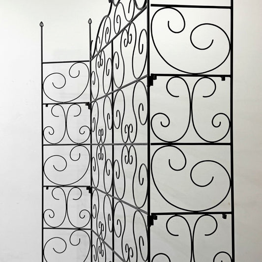 ロートアイアンｘラタン クラシカルデザイン シェルフ 3段 棚板着脱可能 フォールディング 折畳 籐 アンティーク調 店舗什器 ●