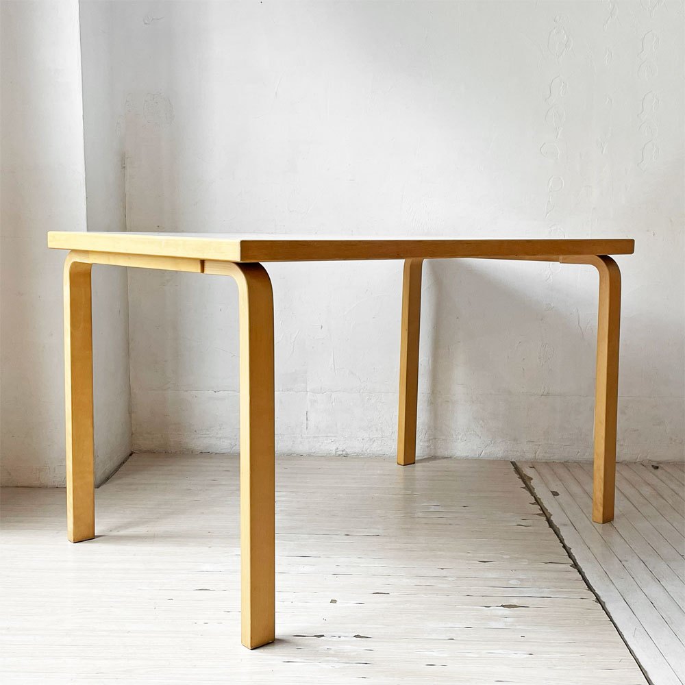 アルテック artek テーブル 81B TABLE 81B ダイニングテーブル デスク アルヴァ・アアルト ホワイトラミネート 北欧 フィンランド 定価195,800円 ★