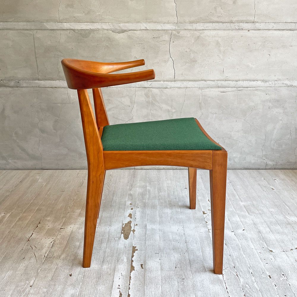 ウッドユウライクカンパニー WOOD YOU LIKE COMPANY アイチェア クッション AI CHAIR ハーフアームチェア チェリー無垢材 ファブリック グリーン 座面張替済 B ♪