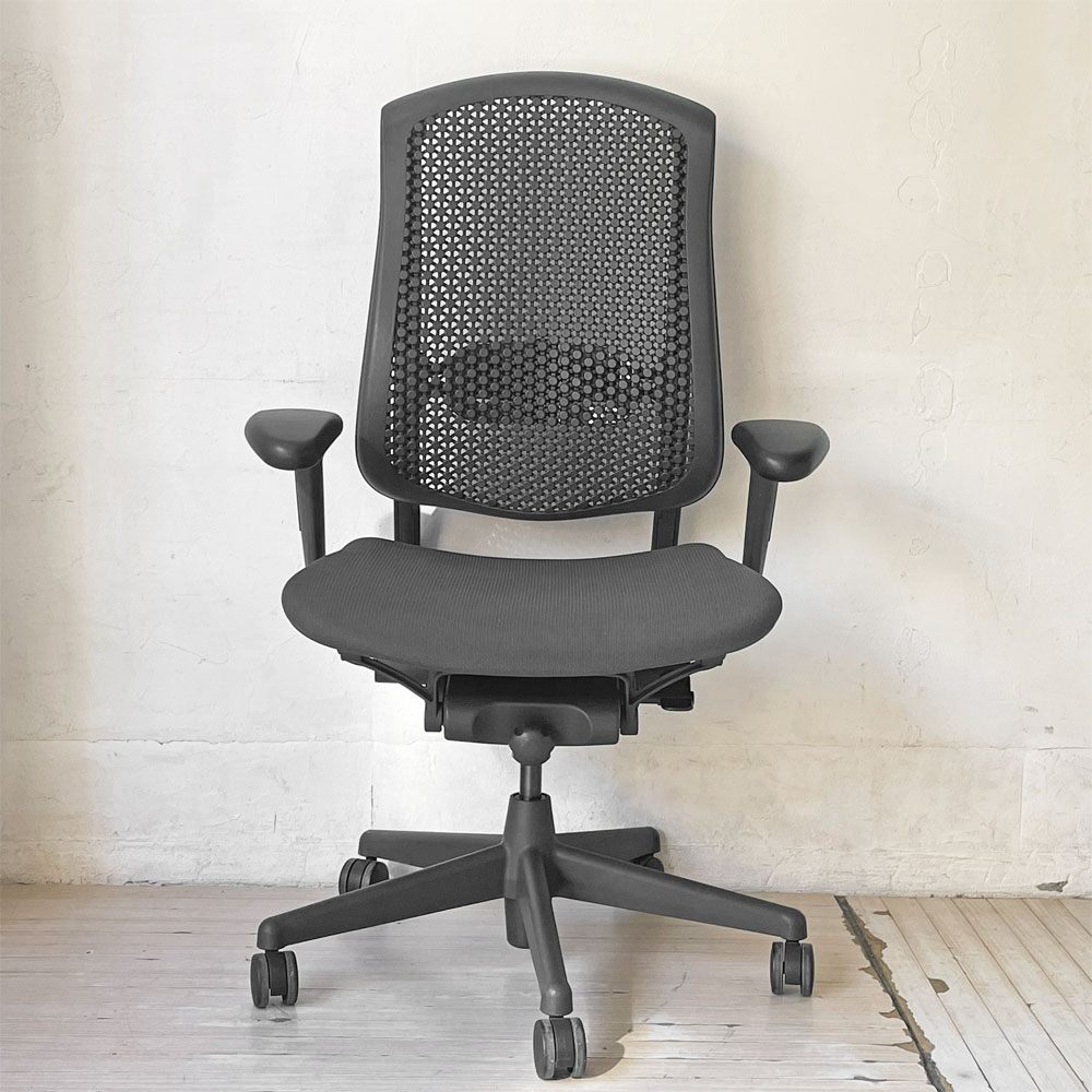 ハーマンミラー Herman Miller セラチェア Celle Chair デスクチェア オフィスチェア グラファイトカラー 廃盤 参考定価113,400円 ★