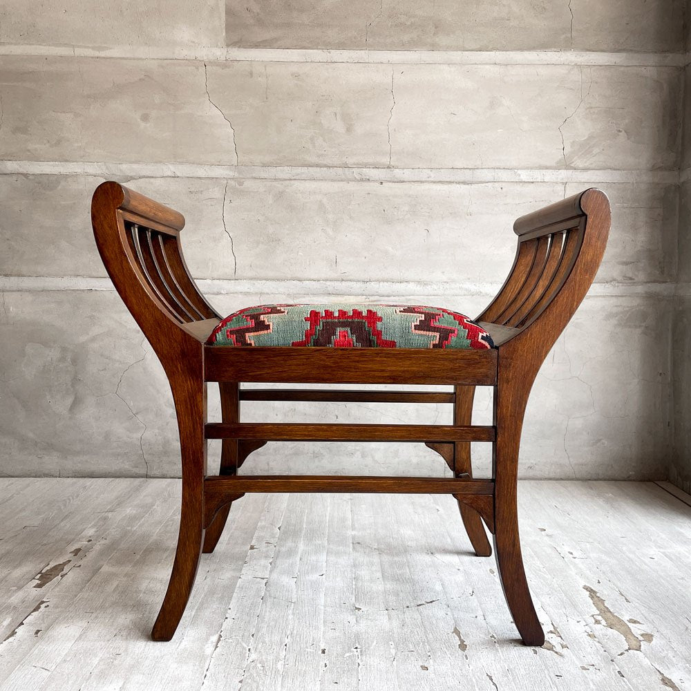 カルティニチェア Kartini Chair 1人掛け スツール キリム張り Kilim upholstery アジアン家具 リゾートスタイル♪