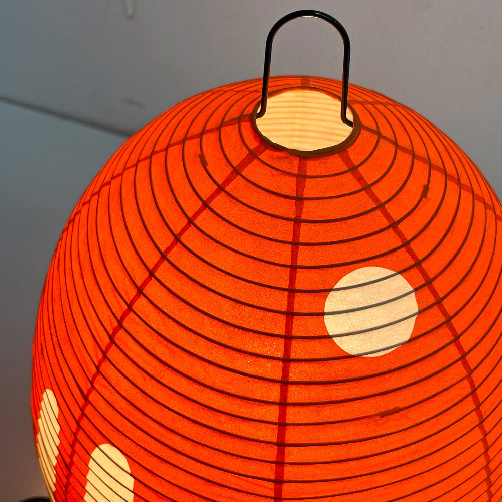 イサムノグチ Isamu Noguchi アカリ AKARI 1AT スタンドライト 和紙シェード オレンジ Φ26cm 箱付 名作照明 ●