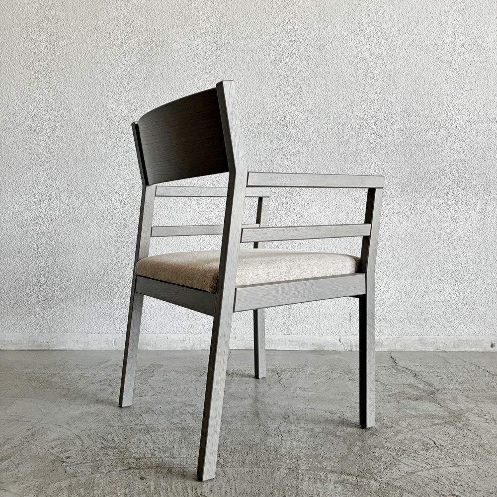マスターウォール MASTERWAL グレイズ GRAY'S ARM CHAIR アームチェア ホワイトオーク材 ライトグレー ファブリック座面 アイボリー系 廃番仕様 展示品 〓
