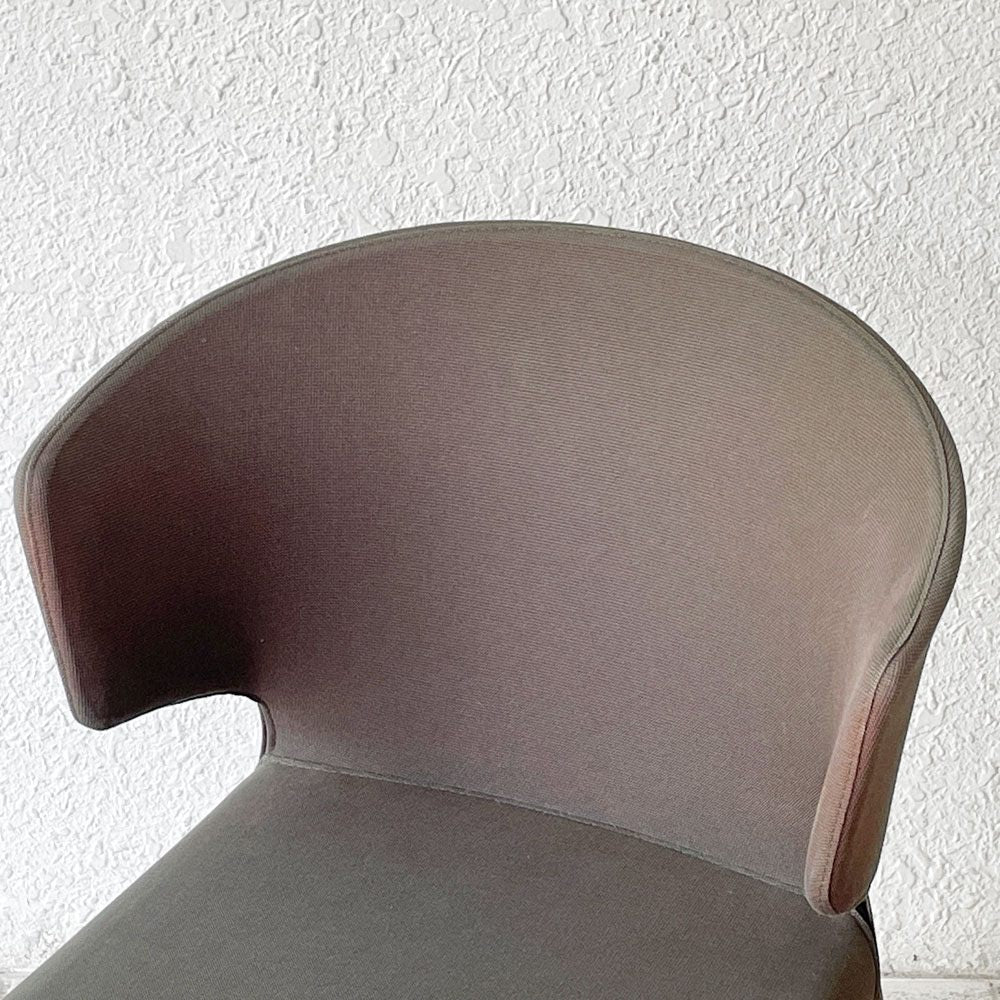 カッシーナ Cassina オラ 367 HOLA アームチェア ファブリック ハンス・ウェッツスタイン 参考定価￥228,000- 現状品 A ◇