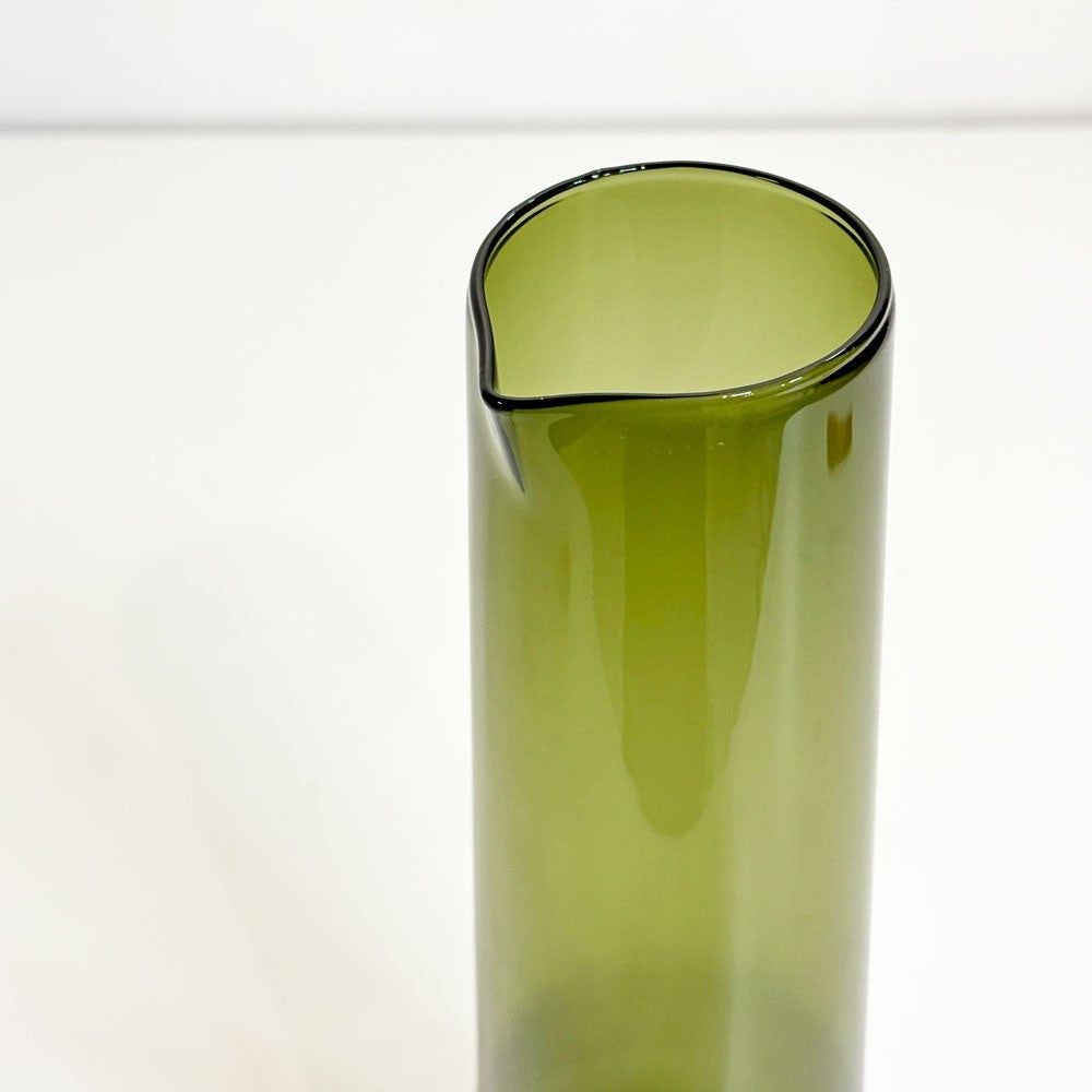 イッタラ iittala エッセンス Essence カラフェ デキャンタ ピッチャー フラワーベース アルフレッド・ハベリ フィンランド 北欧食器 モスグリーン ●