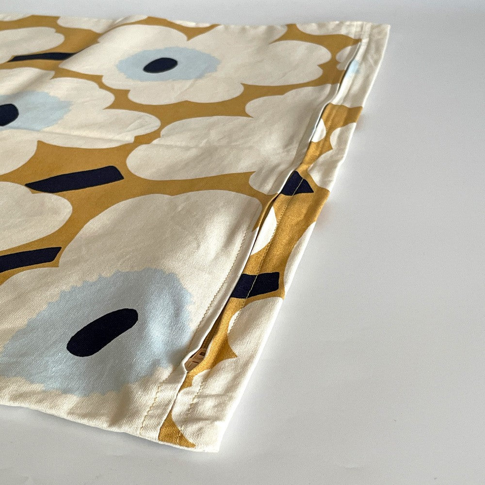 マリメッコ Marimekko ピエニウニッコ Pieni Unikko クッションカバー ベージュべース オフホワイト マイヤ・イソラ 廃番カラー 50×50cm 北欧 ■