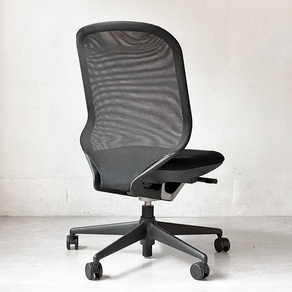 ヴィトラ vitra メダパル Meda Pal オフィスチェア デスクチェア ブラック キャスター 昇降機能 リクライニングロック アルベルト・メダ 廃盤 ★