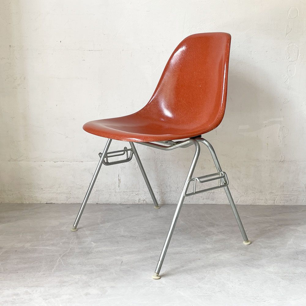 ハーマンミラー Herman Miller サイドシェルチェア セカンド 2nd FRP テラコッタ スタッキングベース イームズ ビンテージ B★