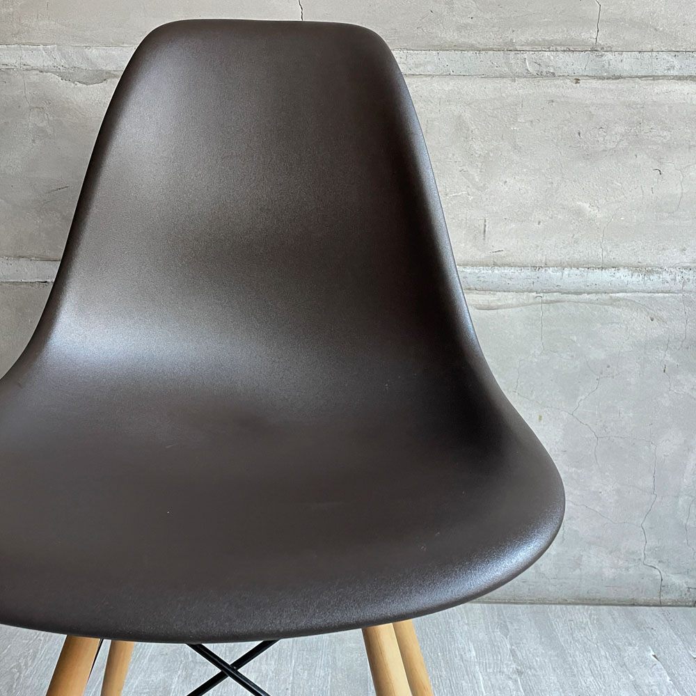 ハーマンミラー HermanMiller サイドシェルチェア ドゥエルレッグ DSW ジャバ JAVA ダークブラウン ポリプロピレン製 イームズ ミッドセンチュリー ♪
