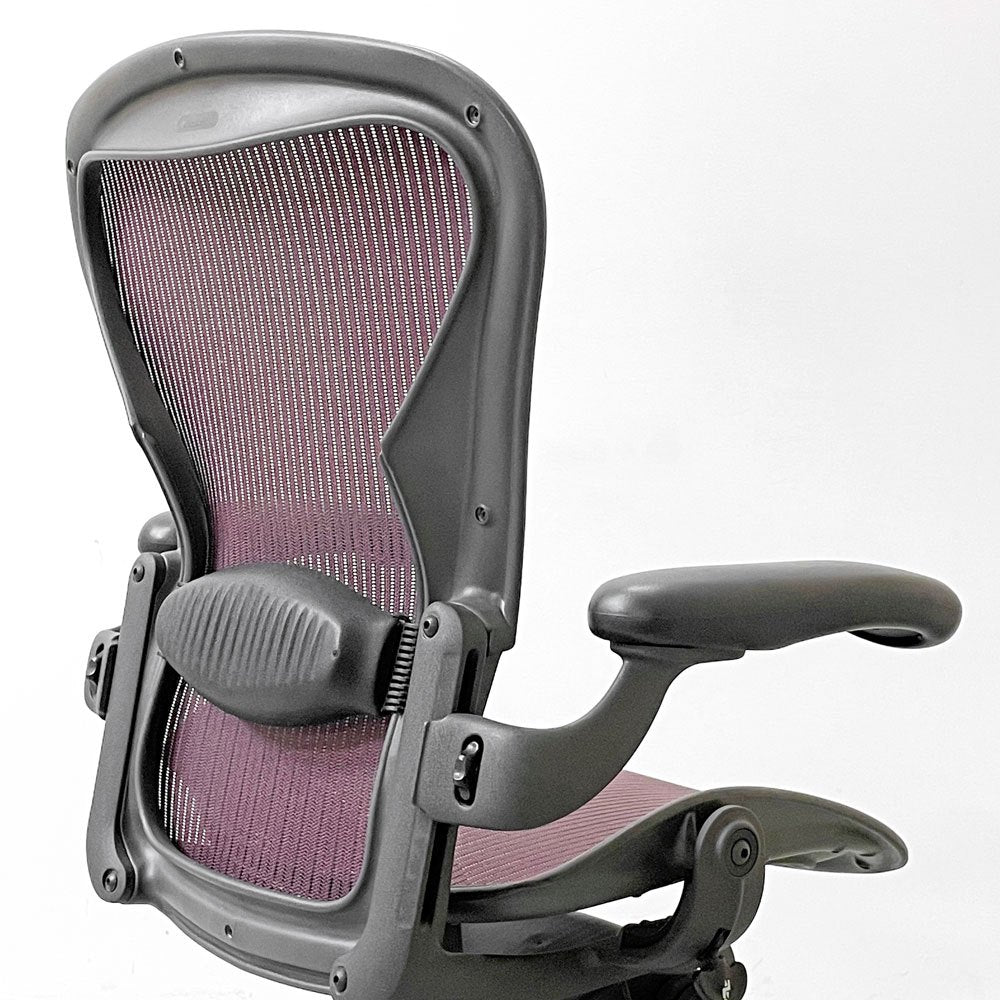 ハーマンミラー Herman Miller アーロンチェア Bサイズ ランバーサポート フル装備 グラファイトベース パープル系 ビル・スタンフ ＆ ドン・チャドウィック ●