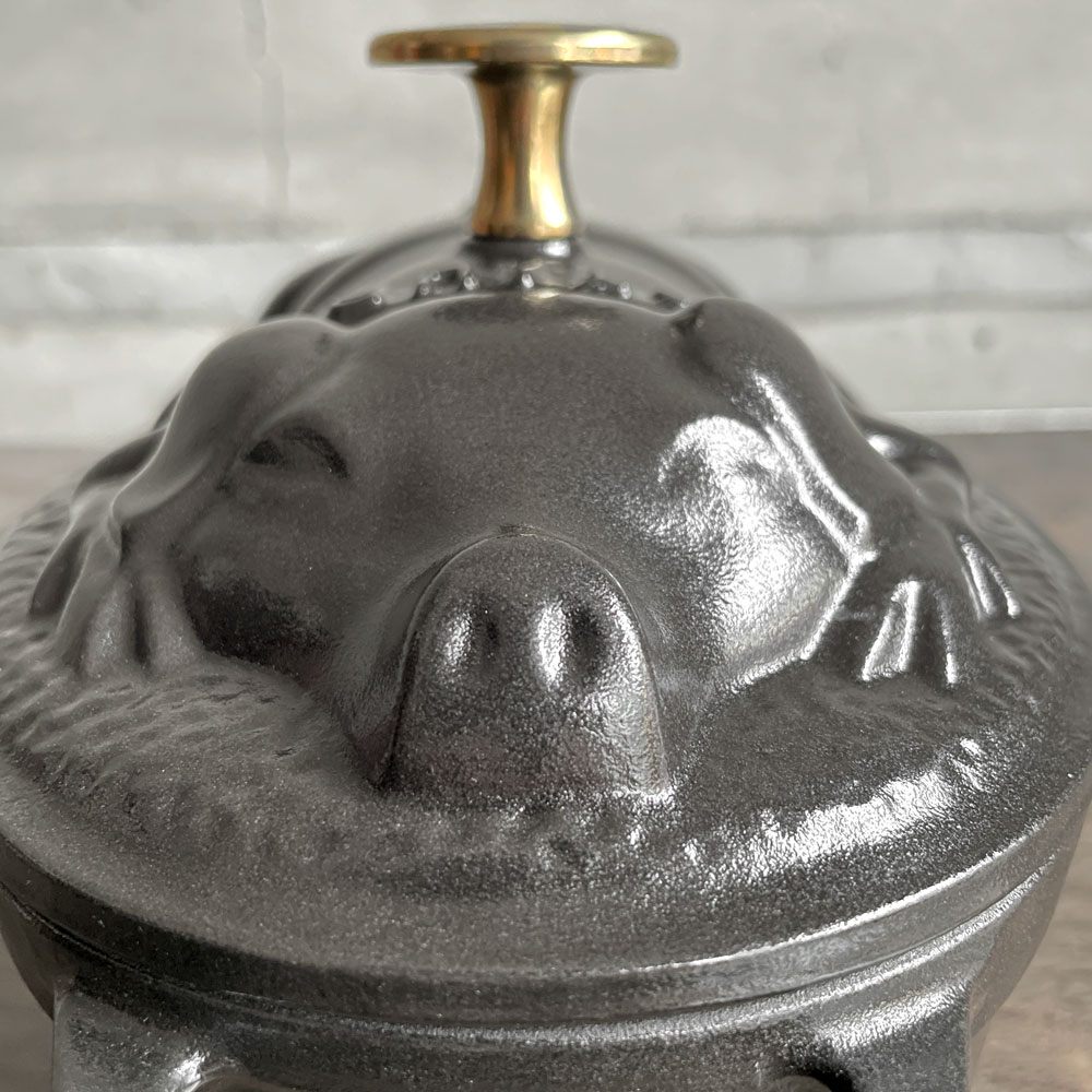 ストウブ STAUB ピギーココット オーバル 両手鍋 スペシャルシェイプ ブラック 17cm 豚 鋳物 キャセロール ガス オーブン IH対応 フランス ♪