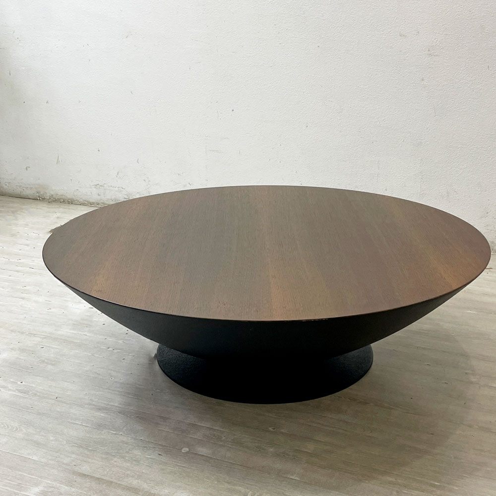 カッシーナイクスシー Cassina ixc トリア TRIA ローテーブル フレンチオークスモーク材 エンボス塗装 Φ110cm 戸沢忠蔵 定価：￥616,000- ●