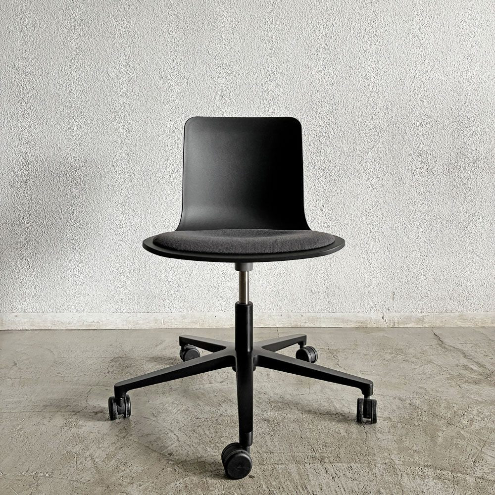 ヴィトラ vitra ハルスタジオ HAL Studio デスクチェア ブラック キャスターベース シートクッション付 座面回転＆昇降 ジャスパー・モリソン 現行定価￥107,800- 未使用保管品 〓