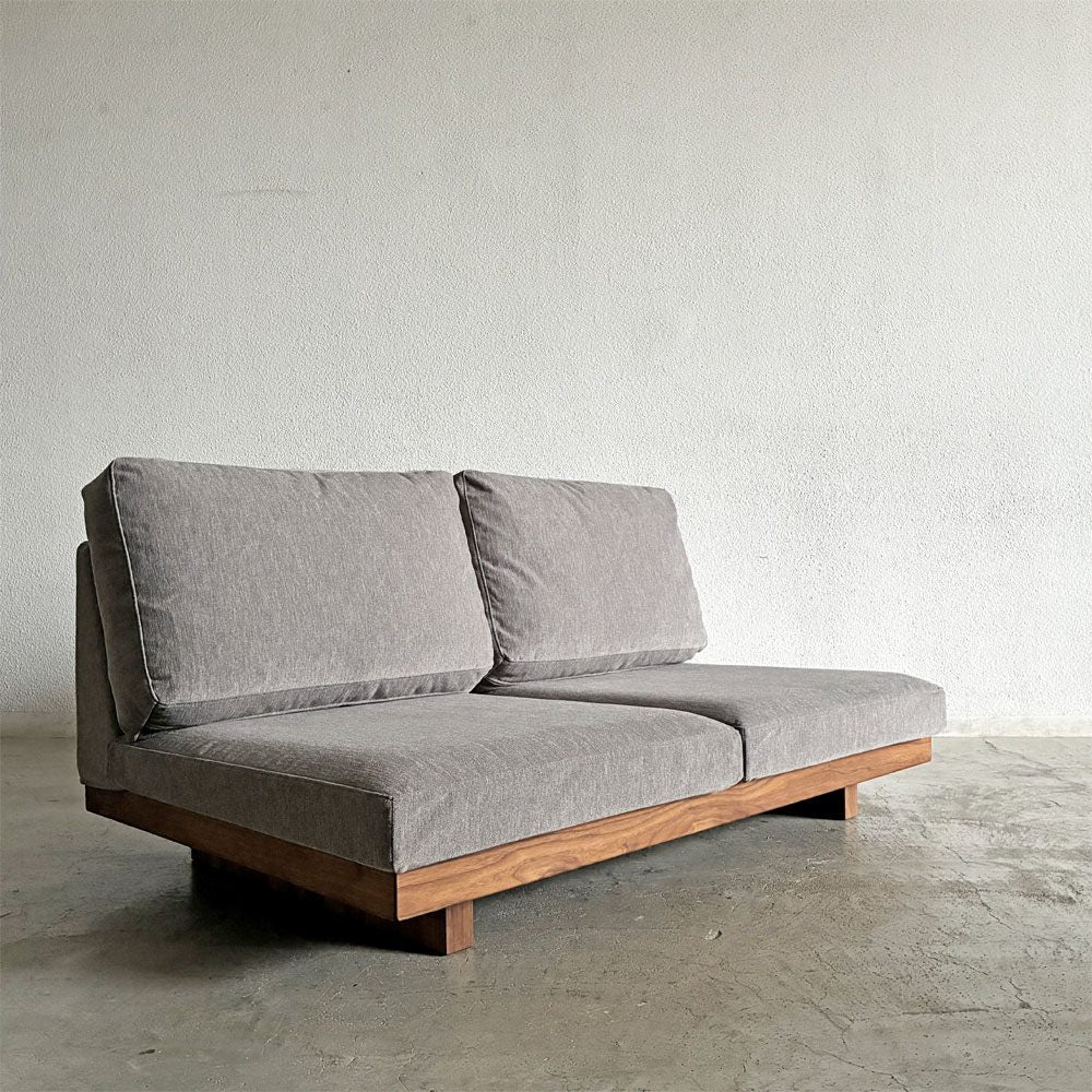 マスターウォール MASTERWAL デニッシュ DANISH SOFA 2シーターソファ 2人掛け W140cm ウォールナット無垢材 ファブリック 新品替えカバー付 合計定価￥484,000- 〓