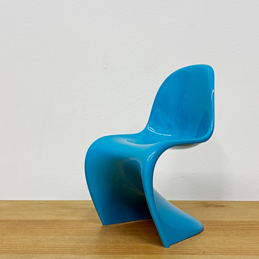 ヴィトラ デザインミュージアム Vitra Design Museum ミニチュアコレクション パントンチェア 1/6スケール ブルー ◎