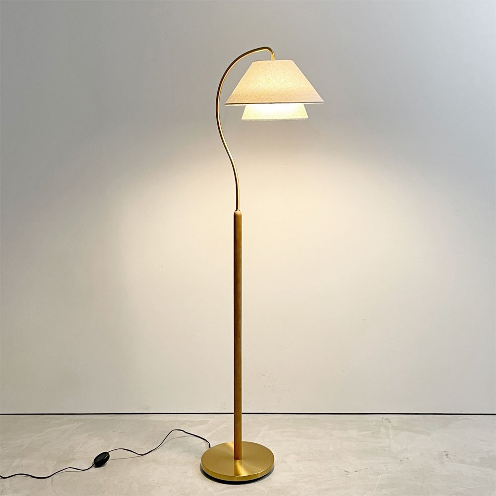 フライミーヴェール FLYMEe Vert フロアライト Floor Light #113031 ウッド×スチール×ファブリック クラシカルモダン ●