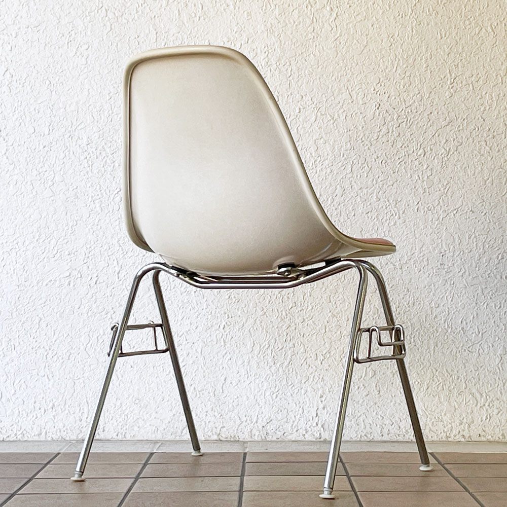 ハーマンミラー Herman Miller サイドシェルチェア サード 3rd ビンテージ PVCレザー FRP製 スタッキングベース イームズ A ◇