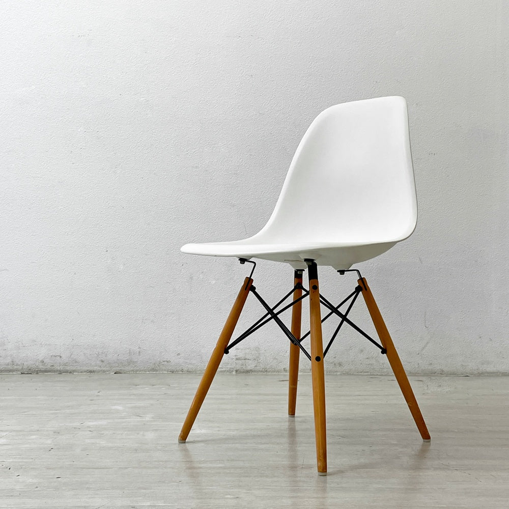 ヴィトラ Vitra サイドシェルチェア ドゥエルレッグ ホワイト ポリプロピレン ミッドセンチュリー ●
