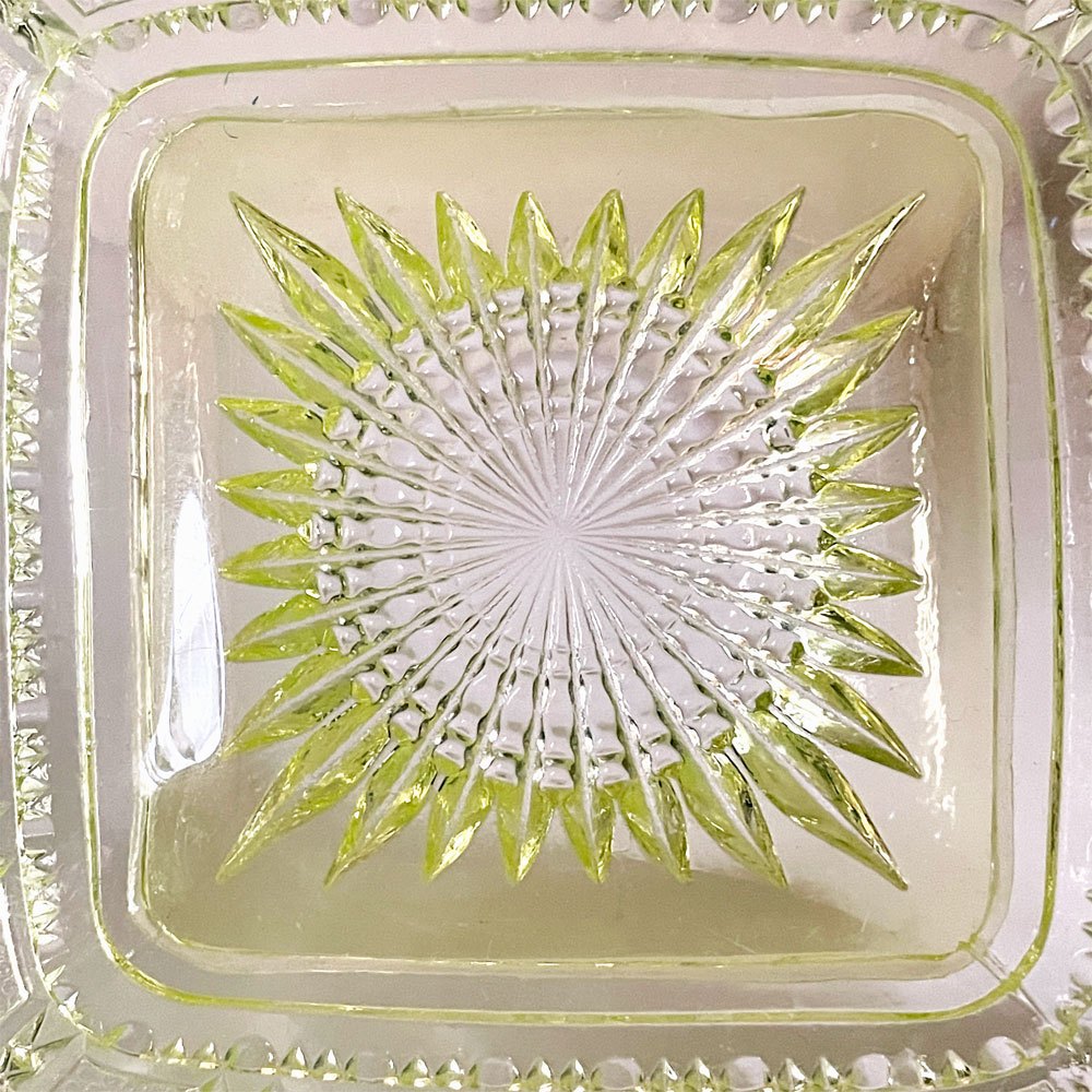 インペリアルグラス Imperial Glass ビーデッドブロック Beaded Block スクエアプレート ガラス イエロー W19.5cm USビンテージ A ■