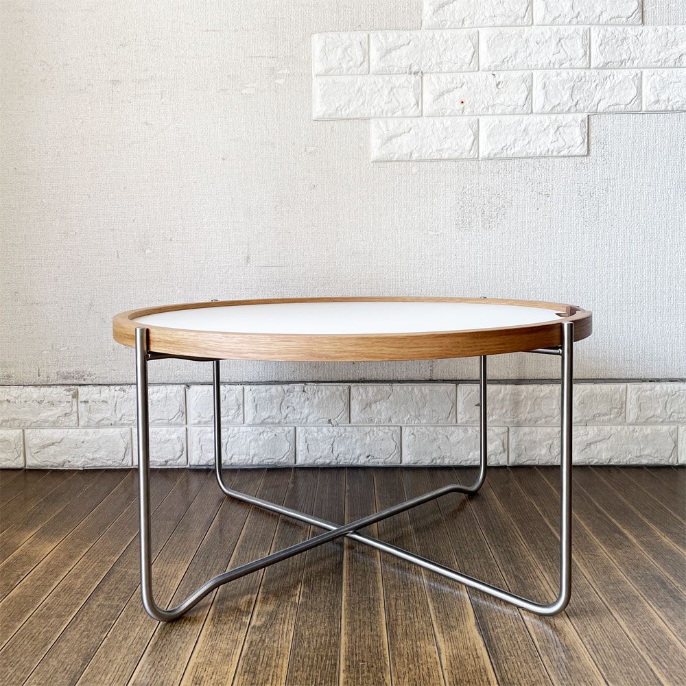 カールハンセン＆サン Carl Hansen & Son CH417 トレイテーブル ホワイト×ブラックラミネート スチールフレーム Φ65cm 折りたたみ ハンス・J・ウェグナー 廃番 ◎