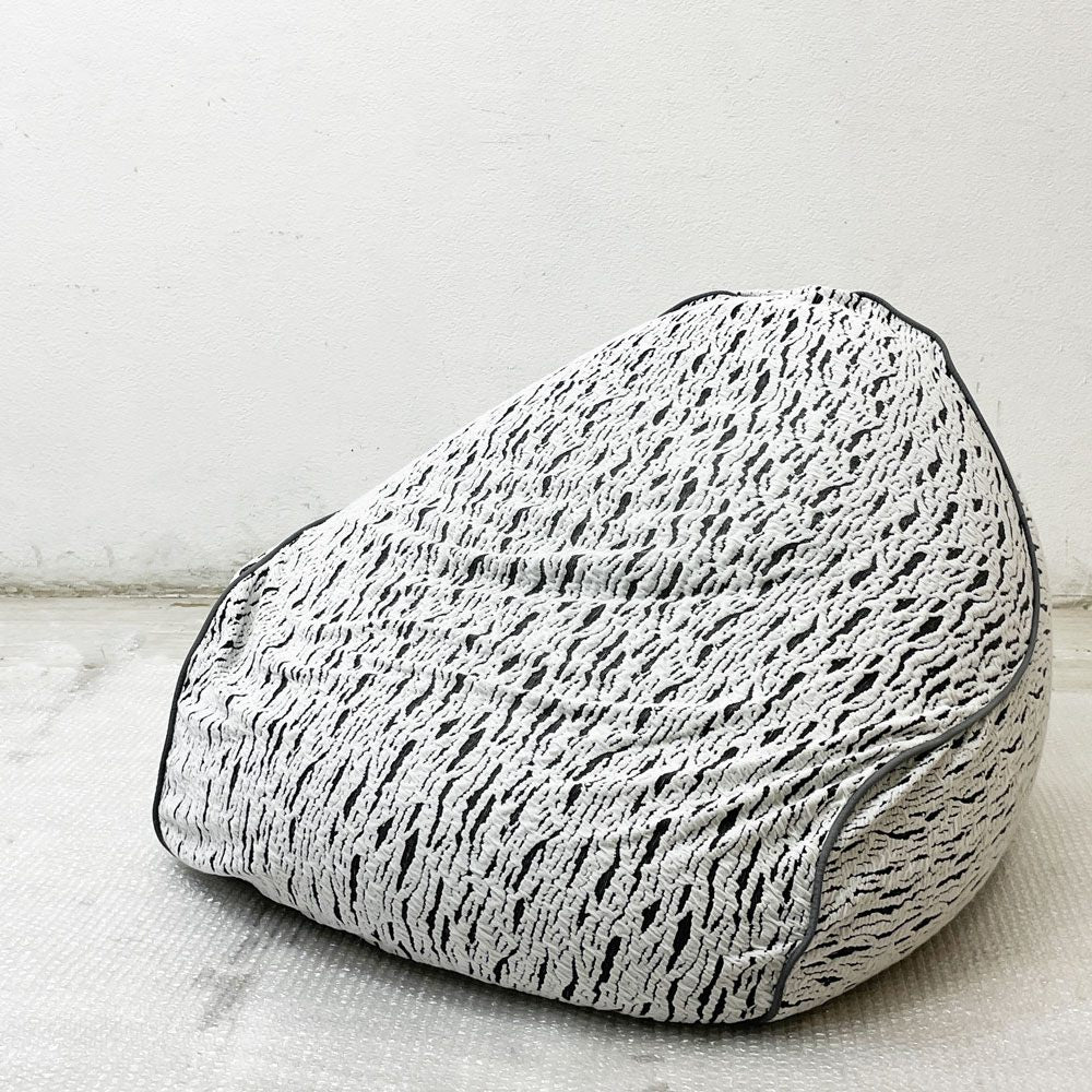 ヨギボー Yogibo  ラックスラウンジャープレミアム Luxe Lounger Premium ビーズクッション ソファ ライトグレー light gray 定価：￥48,400- ●