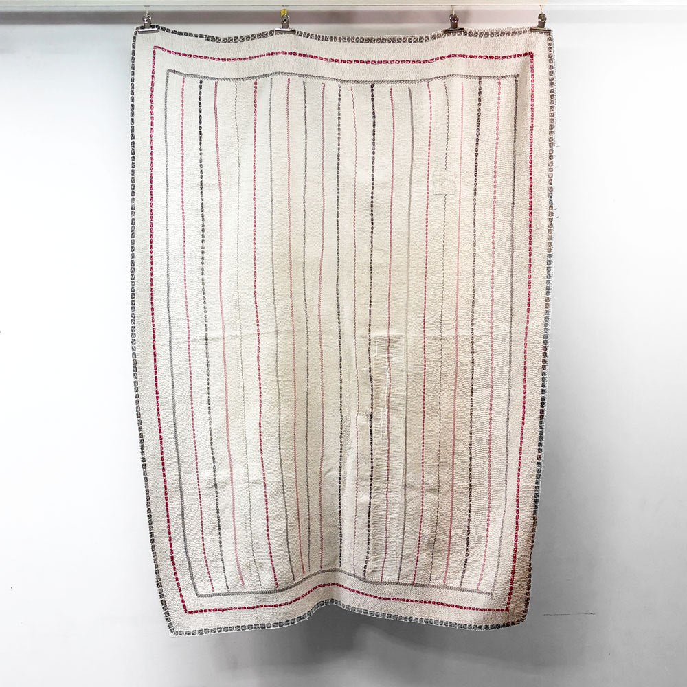 ビンテージキルト vintage 古布 インドキルト 155×115cm ハンドメイド LIGHT YEARS取扱 ●