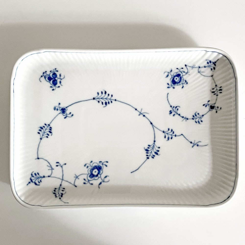 ロイヤルコペンハーゲン ROYAL COPENHAGEN ブルーフルーテッド Blue Fluted ジャパニーズ Japanese スクエアプレート 平皿 角皿 w22cm デンマーク製 北欧 廃番 B ■