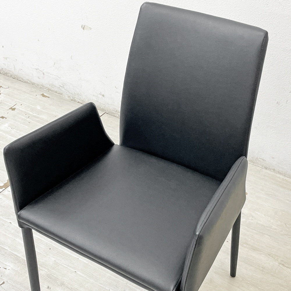 アビタスタイル AbitaStyle アマンダ Amanda アームチェア ダイニングチェア リサイクルレザー モダンデザイン A ●