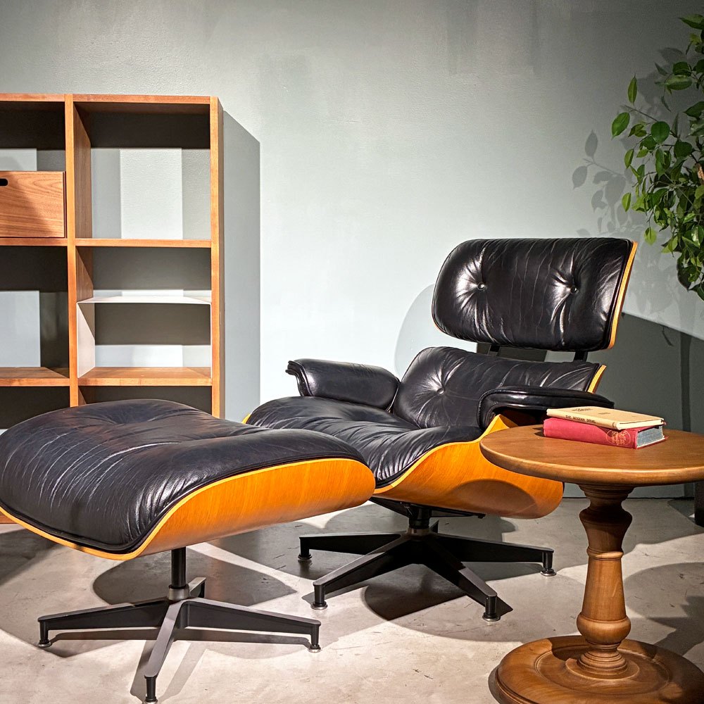 ハーマンミラー Herman Miller イームズラウンジチェア＆オットマン ブラックレザー ウォールナット C&Rイームズ ミッドセンチュリー 1999年製 ◎