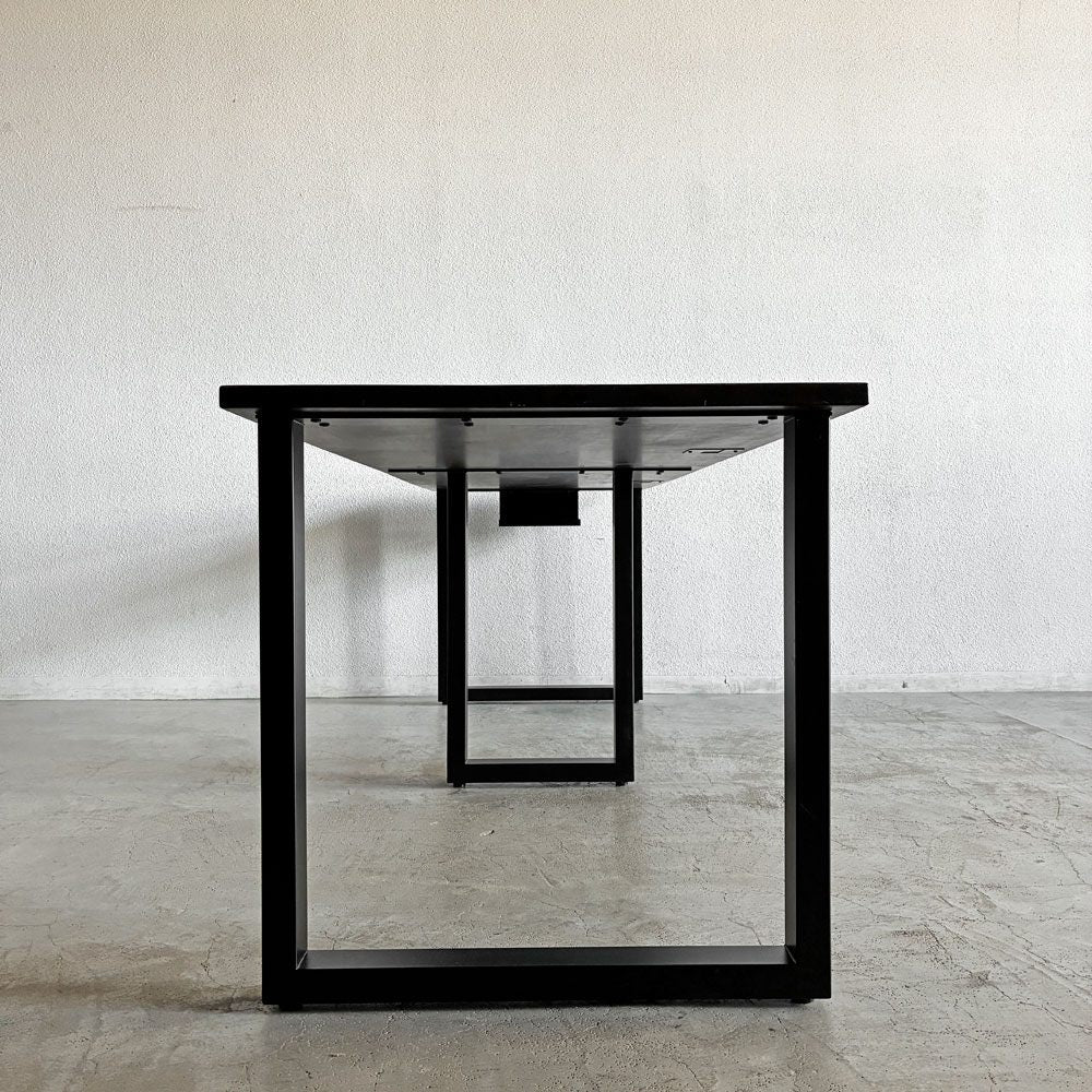 かなでもの KANADEMONO ザ・テーブル THE TABLE Black Steel デスク W240×D70cm ラバーウッド ブラックブラウン スクエアレッグ 配線孔＆ティッシュボックストレイ付 合計定価￥138,500- 〓