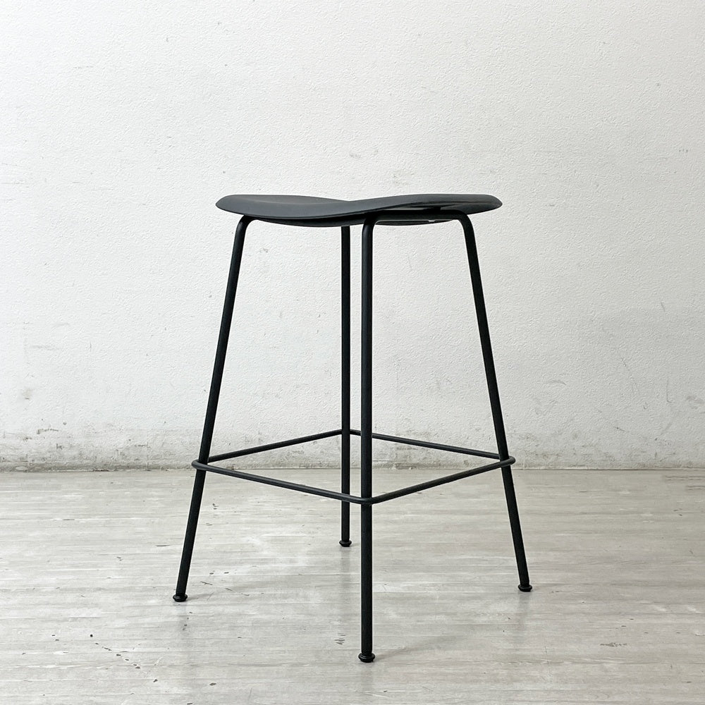 ムート muuto ファイバーカウンタースツール チューブベース FIBER COUNTER STOOL TUBE BASE ブラック イスコス・ベルリン 参考定価 ￥55,000- ●