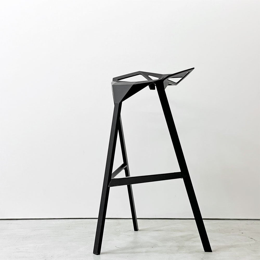 マジス MAGIS スツールワン STOOL_ONE カウンターチェア スタッキングチェア ブラック コンスタンチン・グルチッチ イタリア A ●