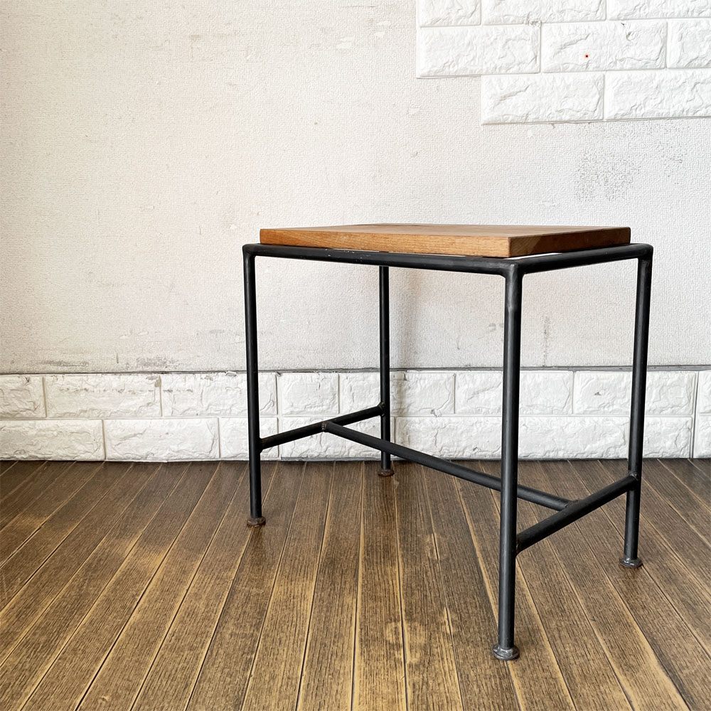ヒロファニチャー hiro furniture オーク材 × アイアンフレーム サイドテーブル スツール 花台 W45cm インダストリアル ◎