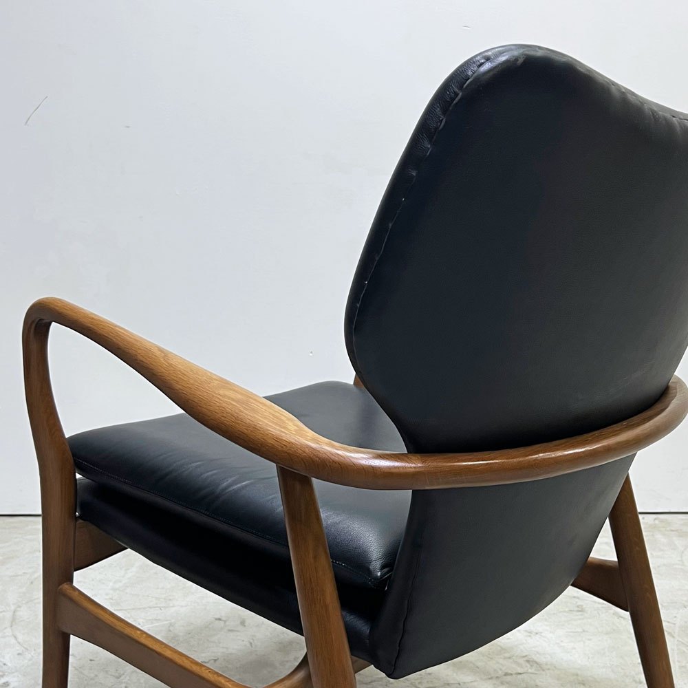 ポートランドファニチャー  Portland Furniture マンティスチェア The Mantis Chair PVCレザー 1Pソファ ミッドセンチュリー 木製フレーム  ●