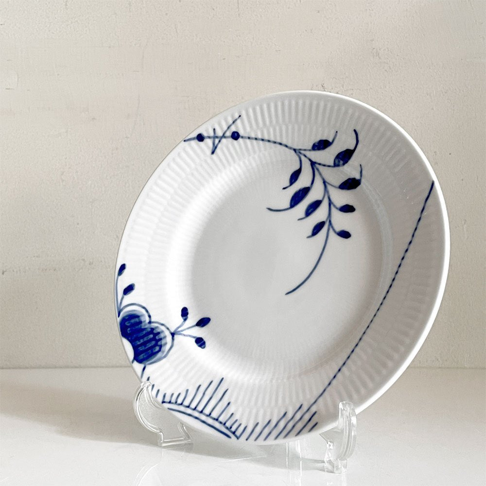 ロイヤルコペンハーゲン ROYAL COPENHAGEN ブルーフルーテッド メガ Blue Fluted Mega プレート Φ17cm 北欧 デンマーク B ■